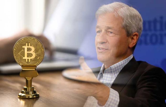 Jamie-Dimon-Talks-About-Blockchain-Technology-After-Bitcoin-Dropping-More-than-80 Jamie Dimon Talks About Blockchain After 'Forecasting' Bitcoin Dropping More than 80%